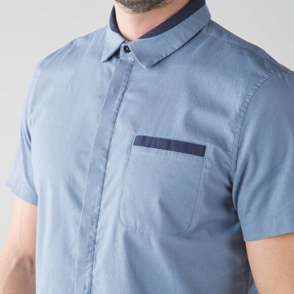 Lululemon Men's Summer Fridays Buttondown - Blue - Picture 2 of 7